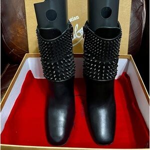 Christian Louboutin Praguoise spikes bootie round toe kid leather 100mm EU37